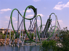 Orlando_universal_studios_hulk_coaster